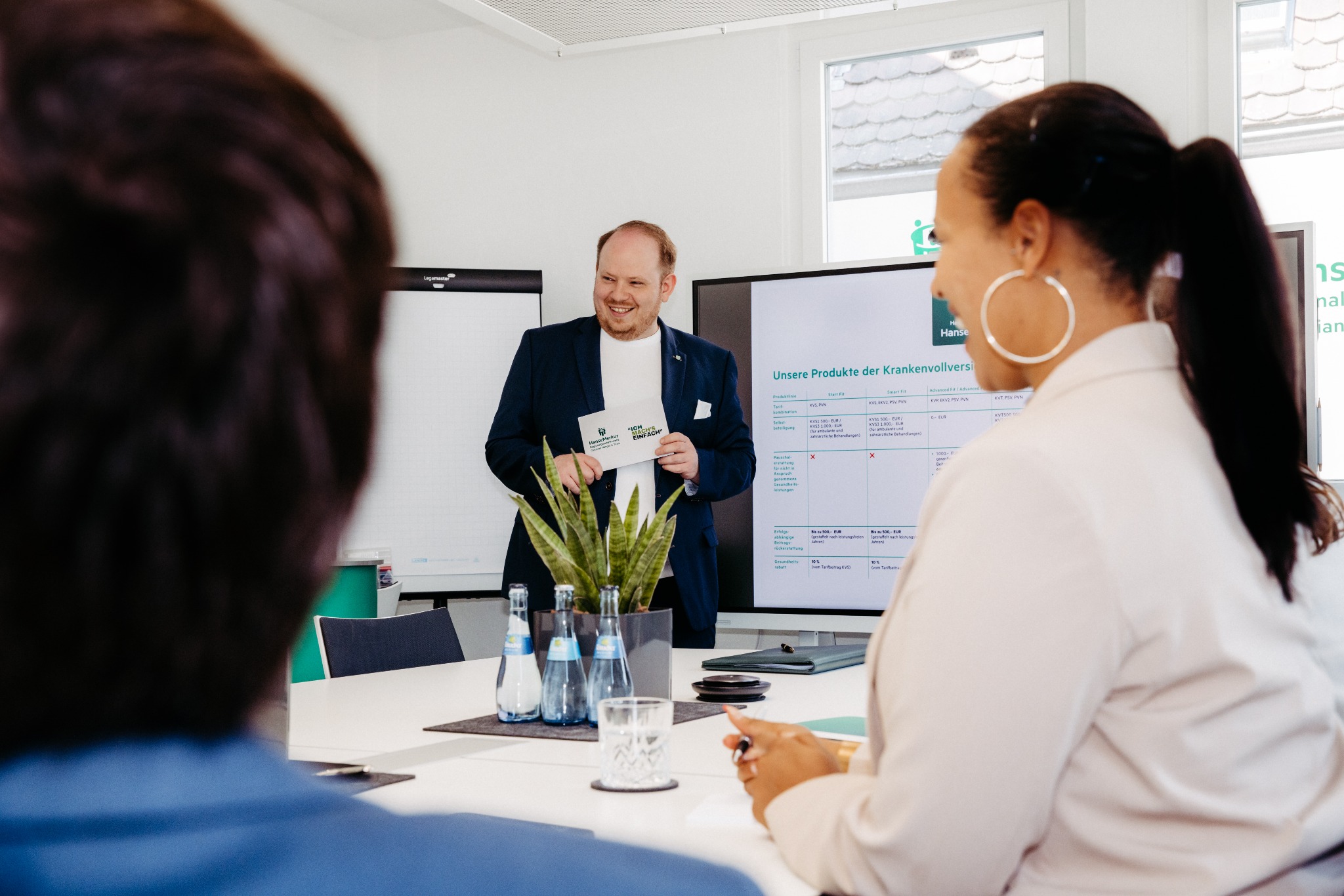 Beratung und Präsentation in der Regionalgeschäftsstelle